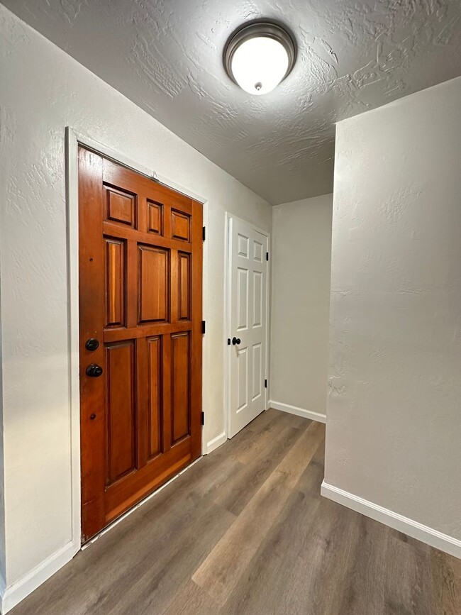 Photo - Upgraded Corner Townhouse - 2 bed/1.5 bath