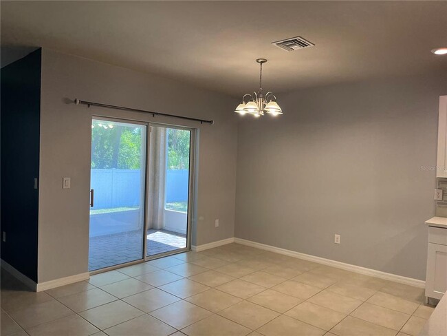 Building Photo - 3702 Lookout Ln