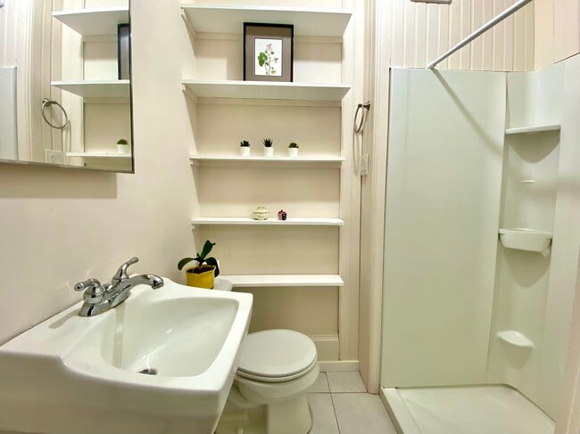 bathroom on the first floor - 32 Fairmont Ave