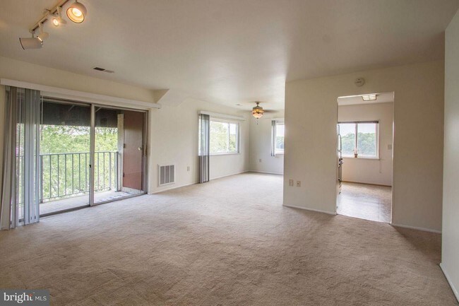 Building Photo - 357 Gatewater Ct