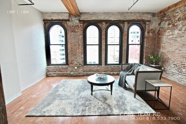 Foto del edificio - 1 Bedroom Artist Lofts