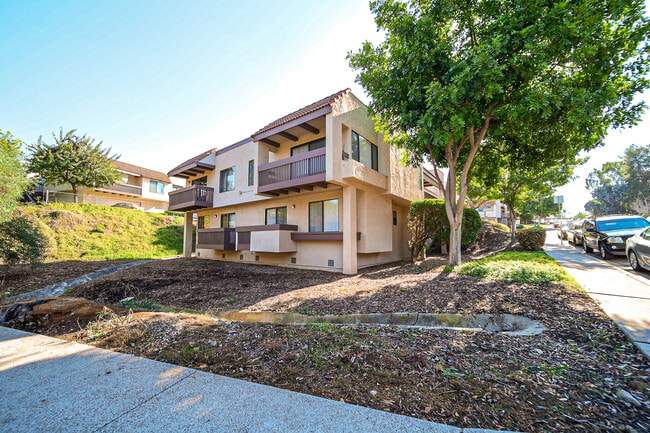 Building Photo - 6602 Reservoir Ct