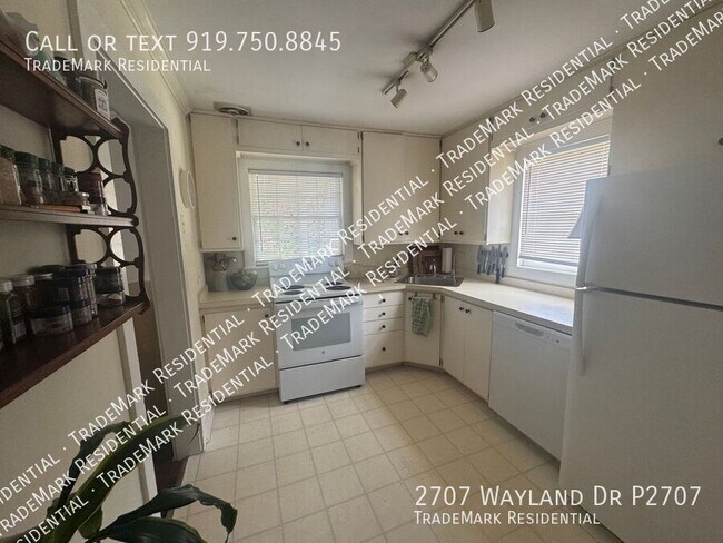 Foto del edificio - 2707 Wayland Dr