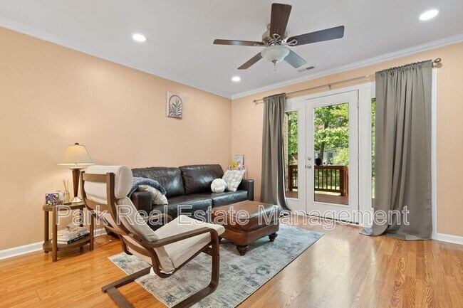 Building Photo - 1 Forest Glen Dr