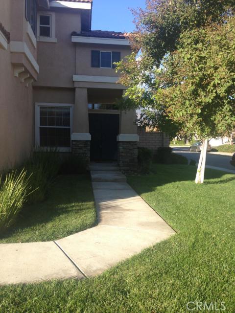 Building Photo - 8736 Sierra View Ct