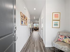 Building Photo - 4170 County Down Ave