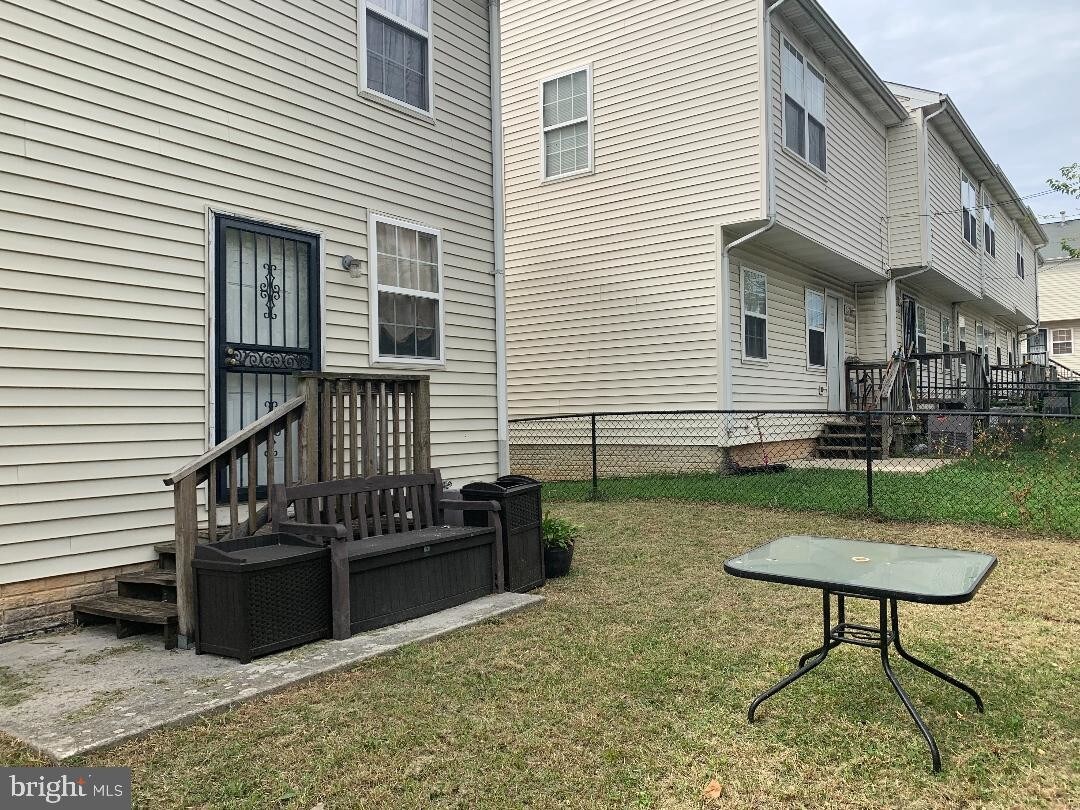 Foto del edificio - 1113 N Woodyear St