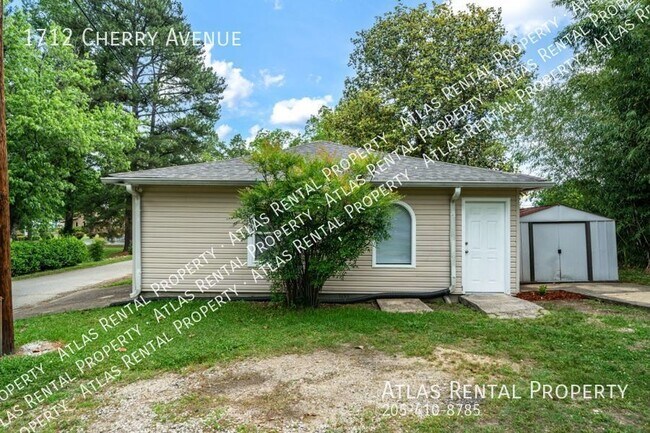 Building Photo - 1712 Cherry Avenue Forestdale, AL 35214