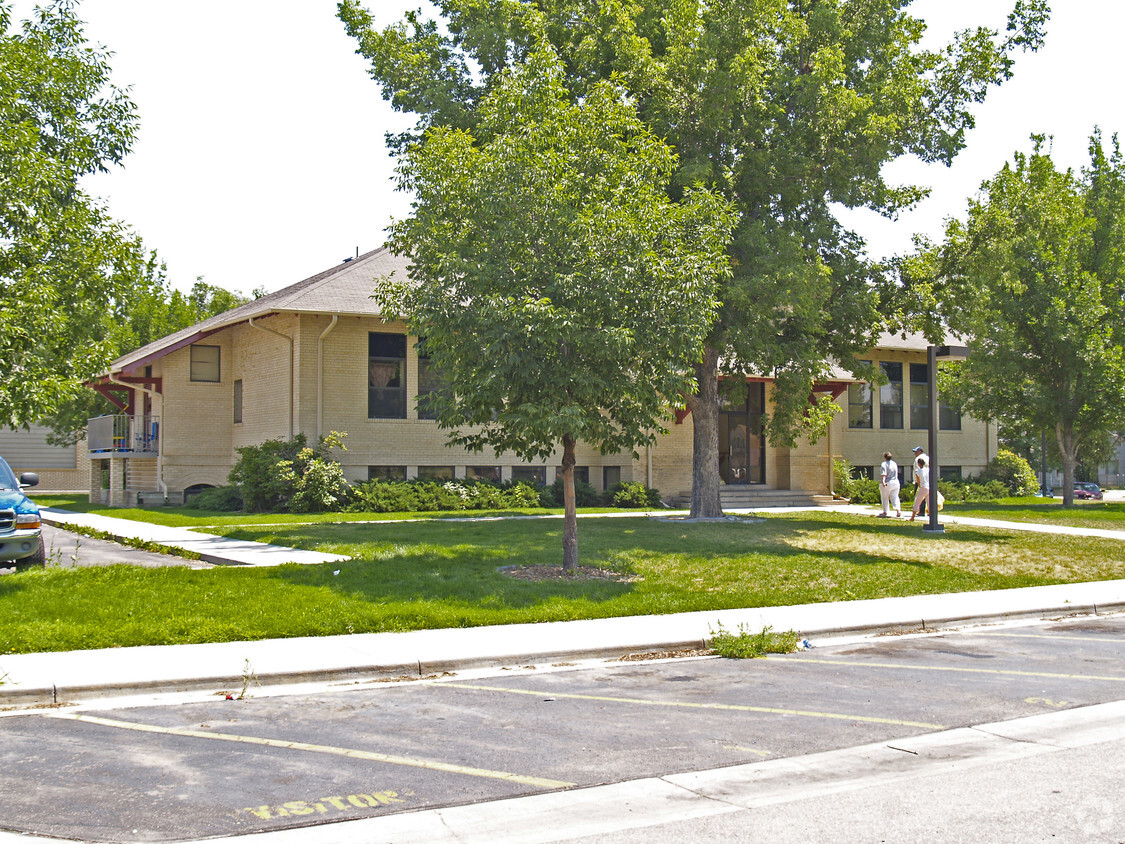 Building Photo - Washington School Apartments