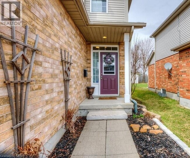 Photo du bâtiment - 543 Chesapeake Crescent