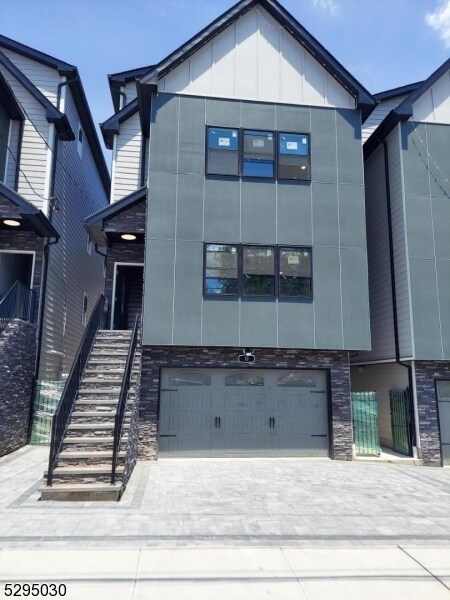 Primary Photo - 11 Dey St