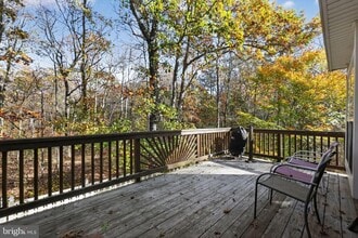 Building Photo - 37 Jessica Ct