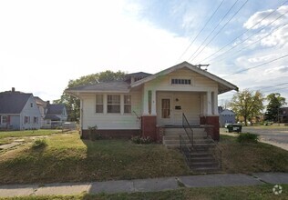 Building Photo - 341 S Haworth Ave