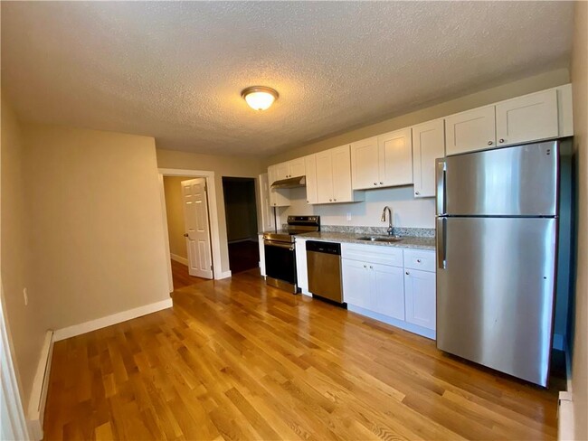Foto del edificio - 54 Hillside Ave