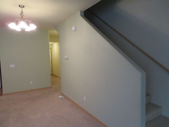 Foto del edificio - 2125 Bobs Hollow Ln