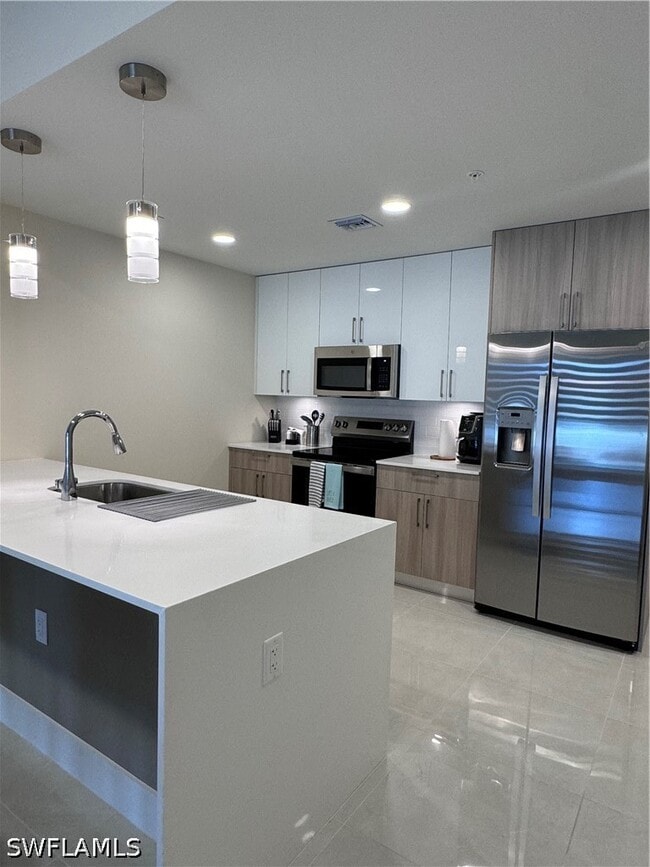 Foto del edificio - 26600 Rosewood Pointe Dr