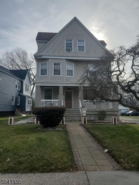 Primary Photo - 301 Dodd St