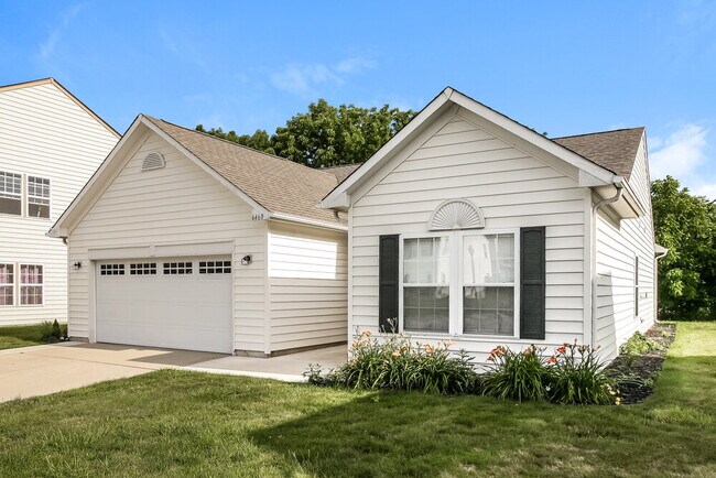 Foto del edificio - 6460 Dusty Laurel Dr