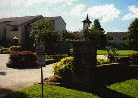 Building Photo - Meadow Green Apartments