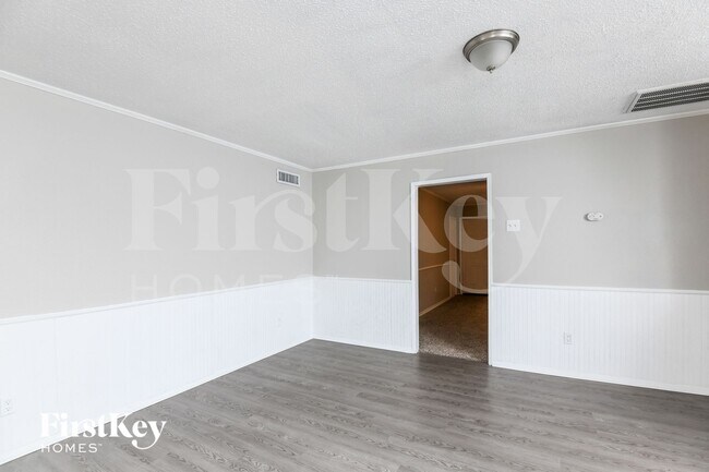 Foto del edificio - 3630 Williamsburg Dr