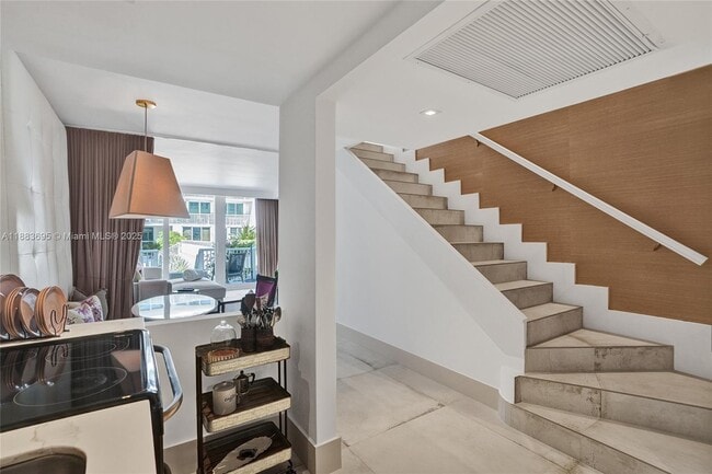 Building Photo - 5401 Collins Ave