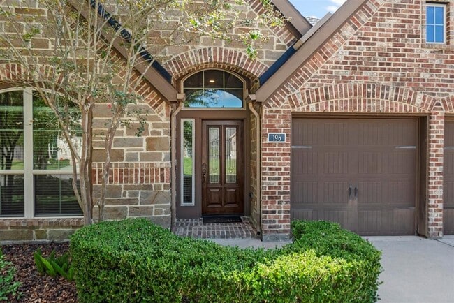 Building Photo - 196 Pine Crest Cir