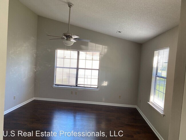 Foto del edificio - 3 br, 2 bath House - 1308 Forest Lake
