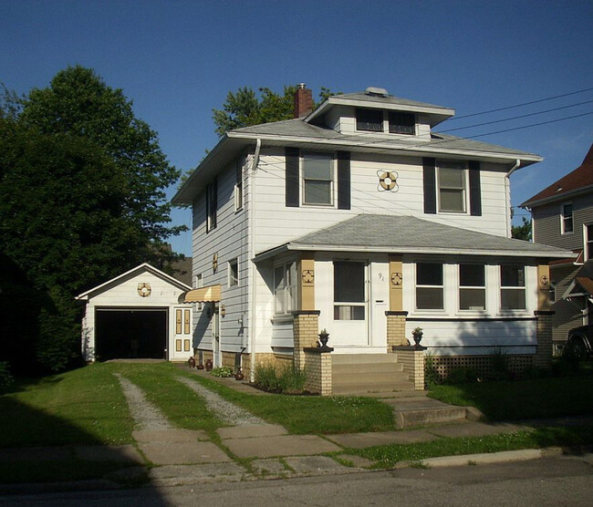 Building Photo - 91 25th St NW