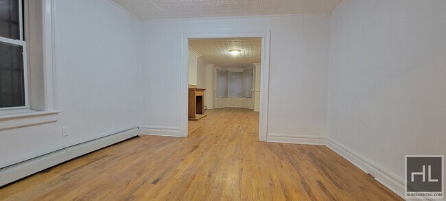 Building Photo - 412 73 STREET