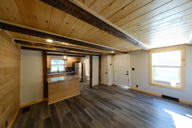 Building Photo - 4065 Cramer Rd
