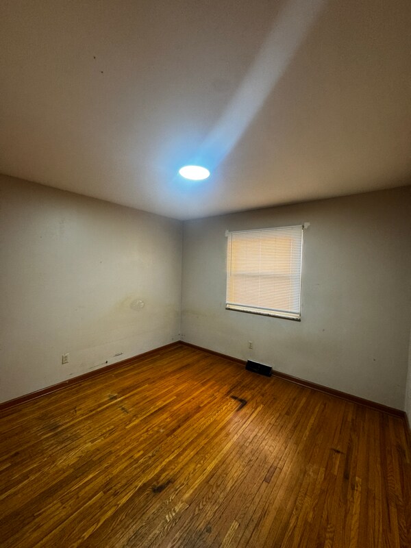 Foto del edificio - 886 Brighton Ave