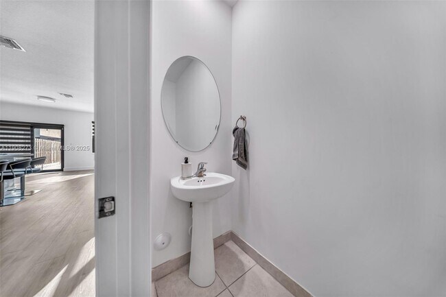 Building Photo - 24985 SW 107th Ct