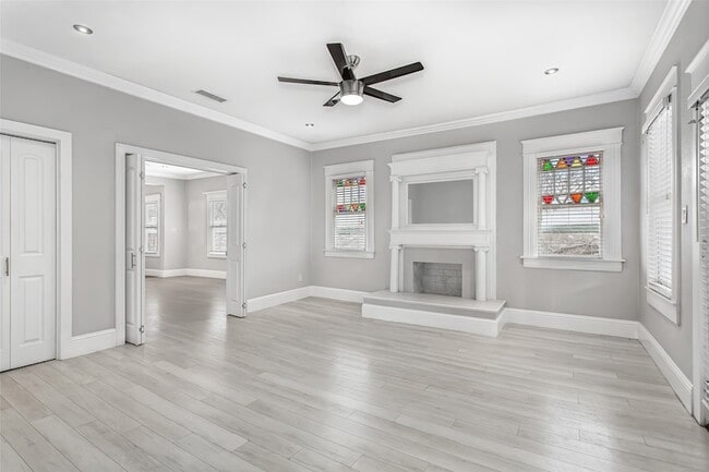 Photo - 4719 Junius St Apartment