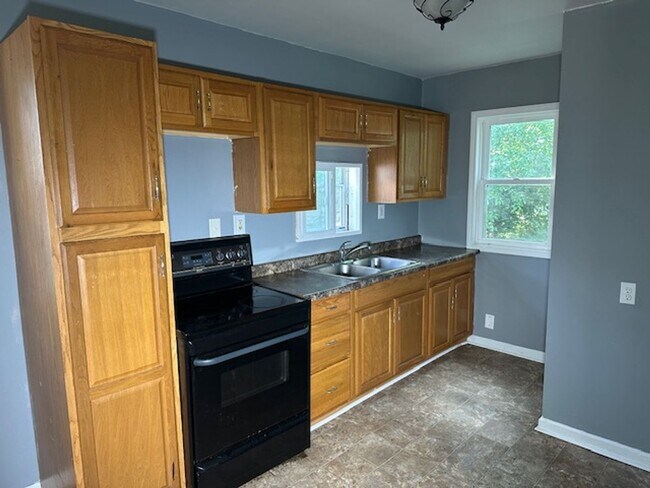 Foto del edificio - Section 8 Vouchers accepted for 3 Bedroom ...