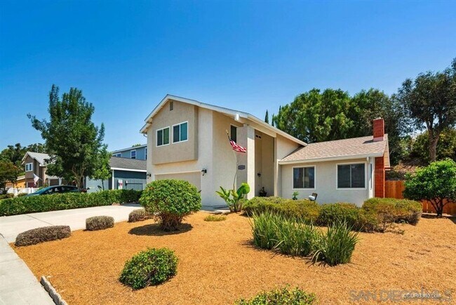 Building Photo - CADWELL RD - LIVE NEXT TO SANTEE LAKE IN A...