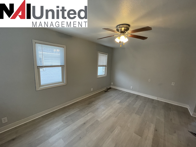 Building Photo - 3 bed, 1 bath house for rent in South Siou...