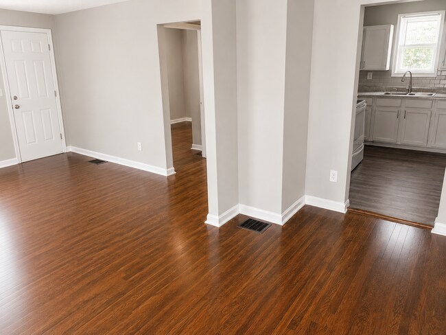 Building Photo - Cute Updated 3 Bedroom Home