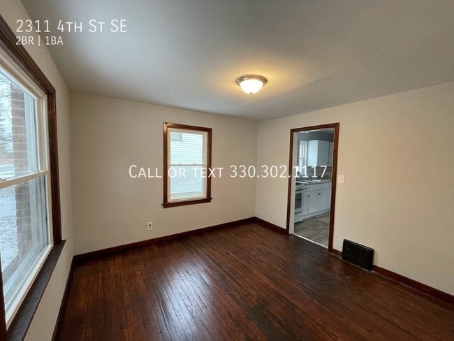Building Photo - Two bedroom One bathroom bungalow for rent