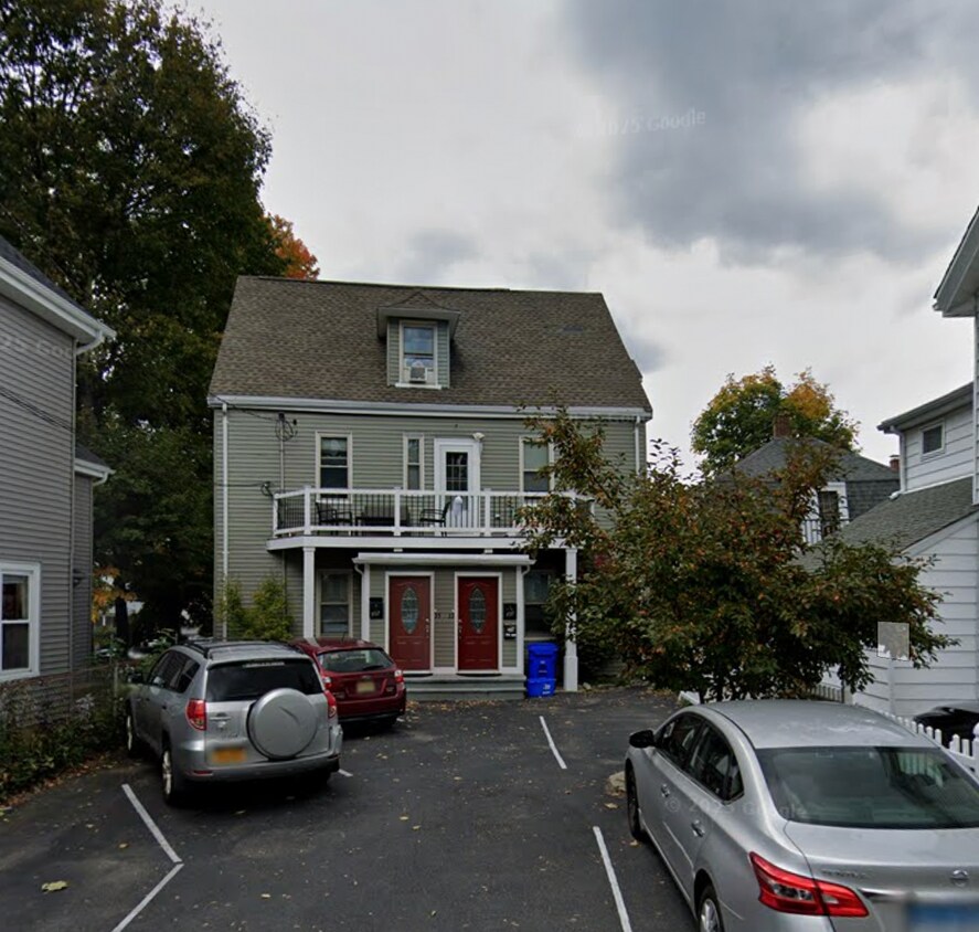 Primary Photo - 22 Eastburn St