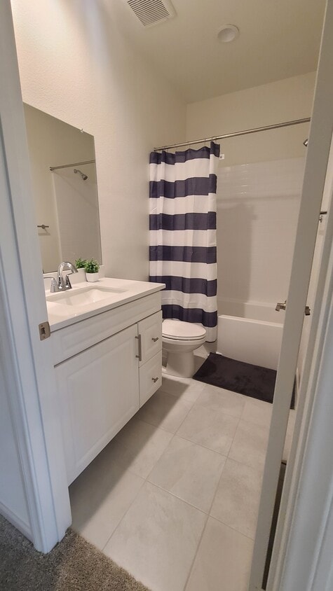 Foto del edificio - 8383 Tahoe St
