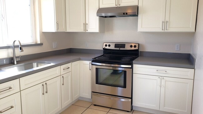 7449 - - 7449 - Apartment