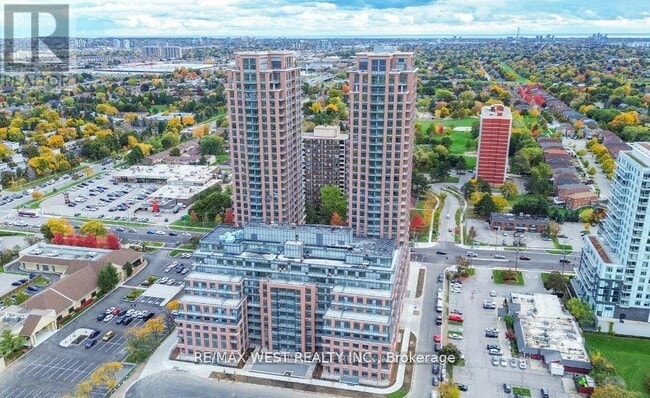 Building Photo - 3260 Sheppard Ave E