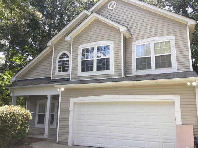 Building Photo - 8669 Hickory Creek Ln