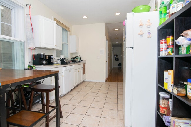 Foto del edificio - 60 Gibbs St