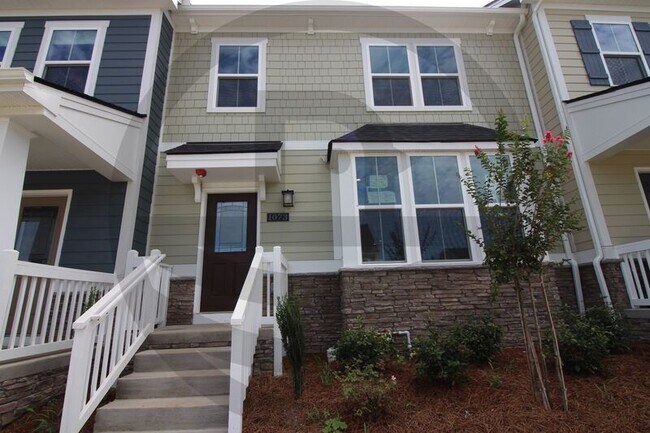 Building Photo - 1055 Oglethorpe Dr