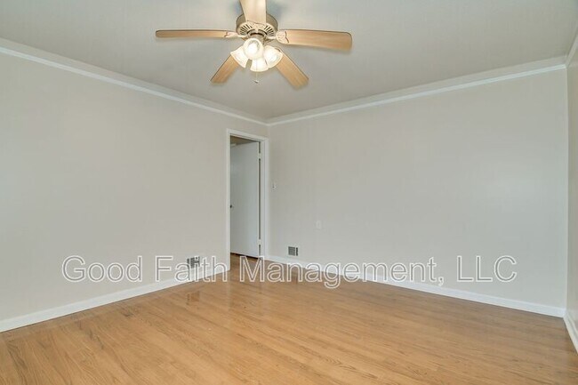 Foto del edificio - 2032 Brighton St