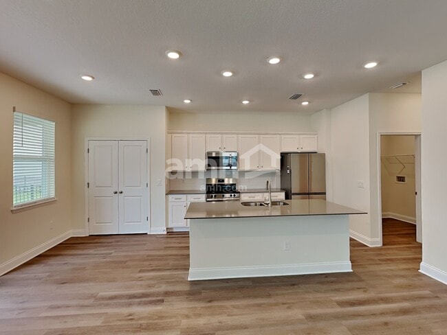 Building Photo - 1080 Grafton Ridge Dr