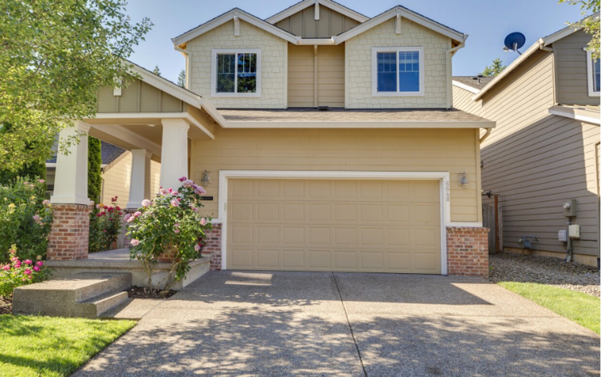 Foto principal - Upgraded 4 BD | 2.5 BA | Orenco Single-Family Home | Private Street | Large Private Backyard | St...