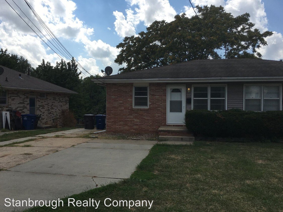 Primary Photo - 2 br, 2 bath House - 3302 SE 5th Street