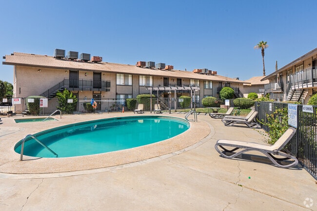 Pool - The Arbors